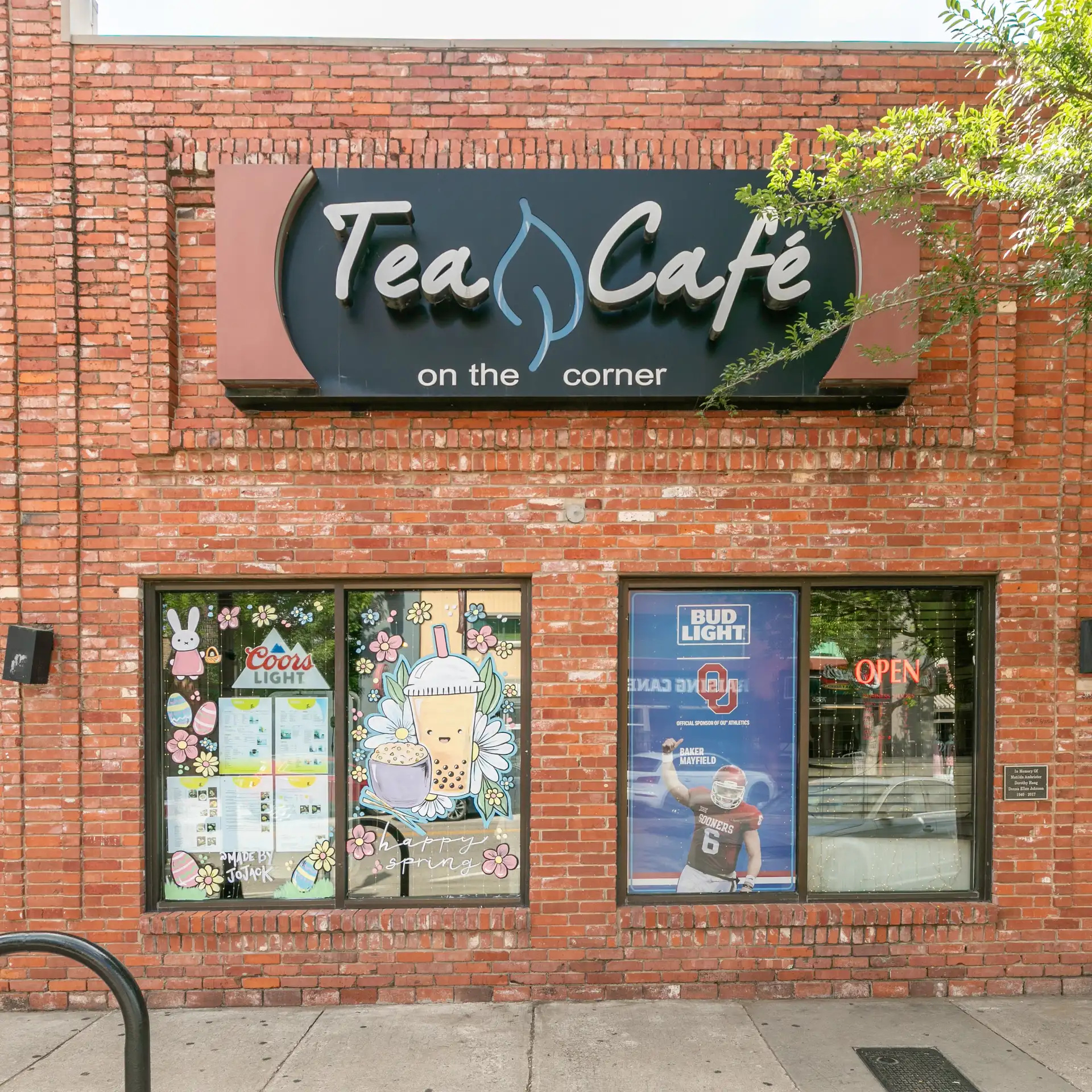 Asian Fusion & Boba on Asp Avenue